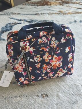 Vera Bradley Navy Floral Zip Cooler